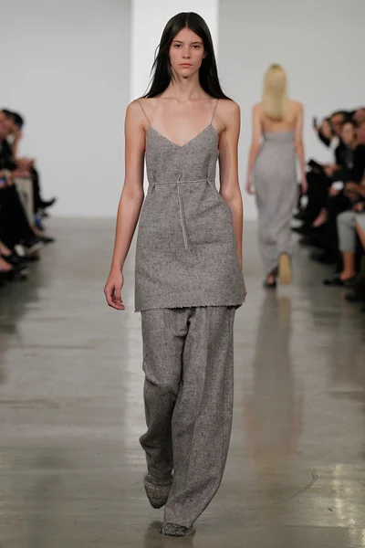 Look 5